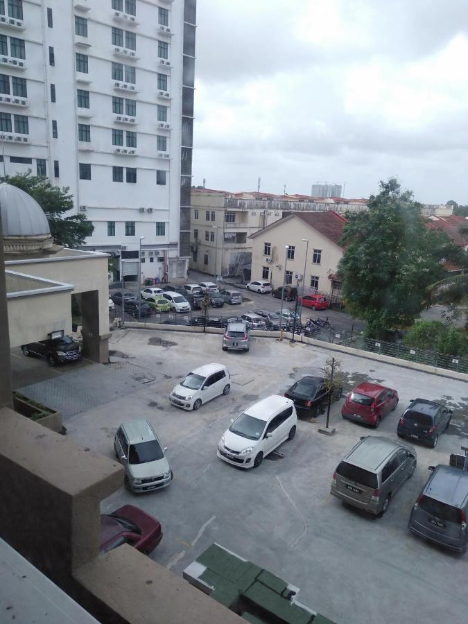 Risqi Apartment 2 Bedroom Wakaf Che Yeh Kota Bharu Eksteriør billede