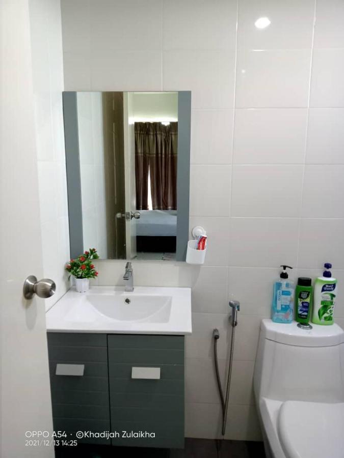 Risqi Apartment 2 Bedroom Wakaf Che Yeh Kota Bharu Eksteriør billede
