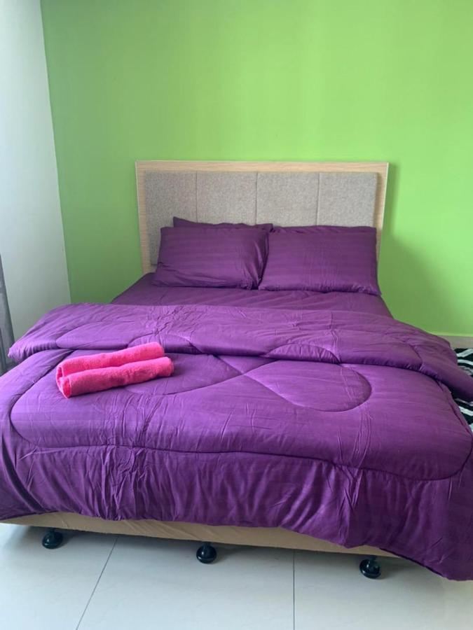 Risqi Apartment 2 Bedroom Wakaf Che Yeh Kota Bharu Eksteriør billede