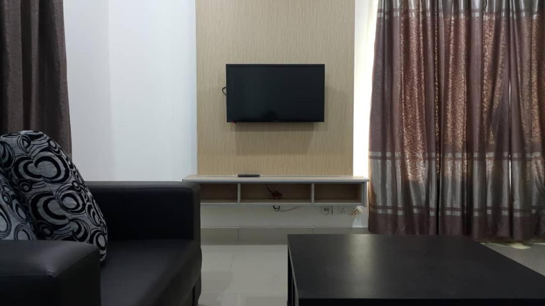 Risqi Apartment 2 Bedroom Wakaf Che Yeh Kota Bharu Værelse billede